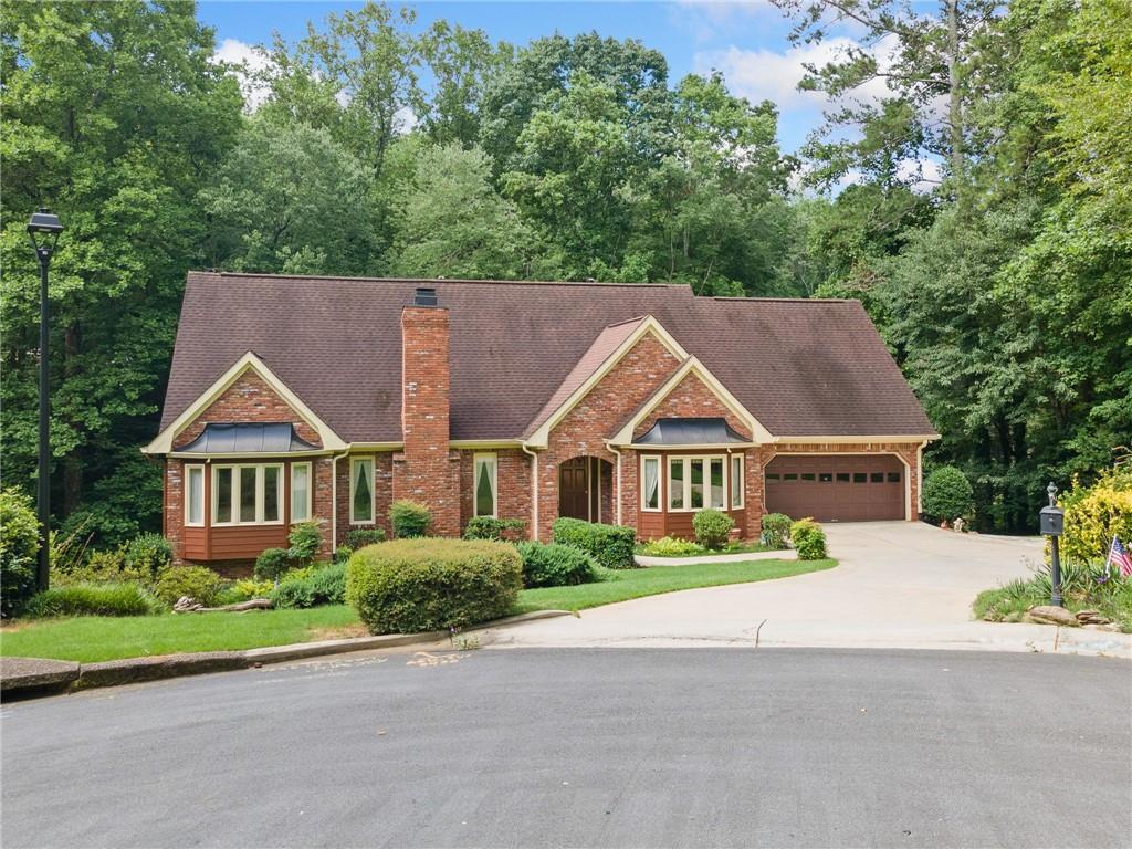 3436 Laurelwood Court NE