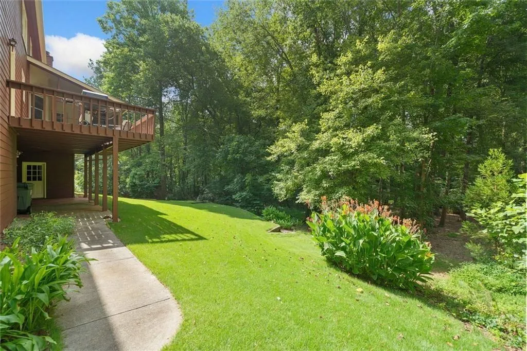 Roswell, Georgia 30075, United States, 5 Bedrooms Bedrooms, ,4 BathroomsBathrooms,Residential,Active,162045