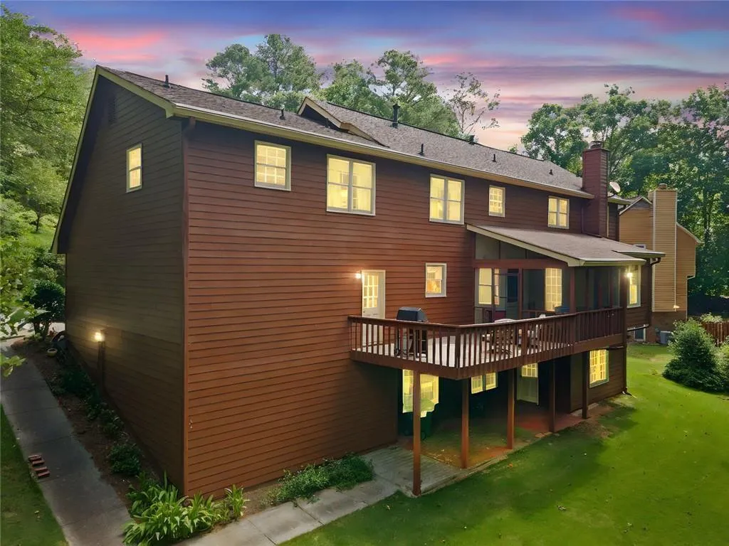 Roswell, Georgia 30075, United States, 5 Bedrooms Bedrooms, ,4 BathroomsBathrooms,Residential,Active,162045