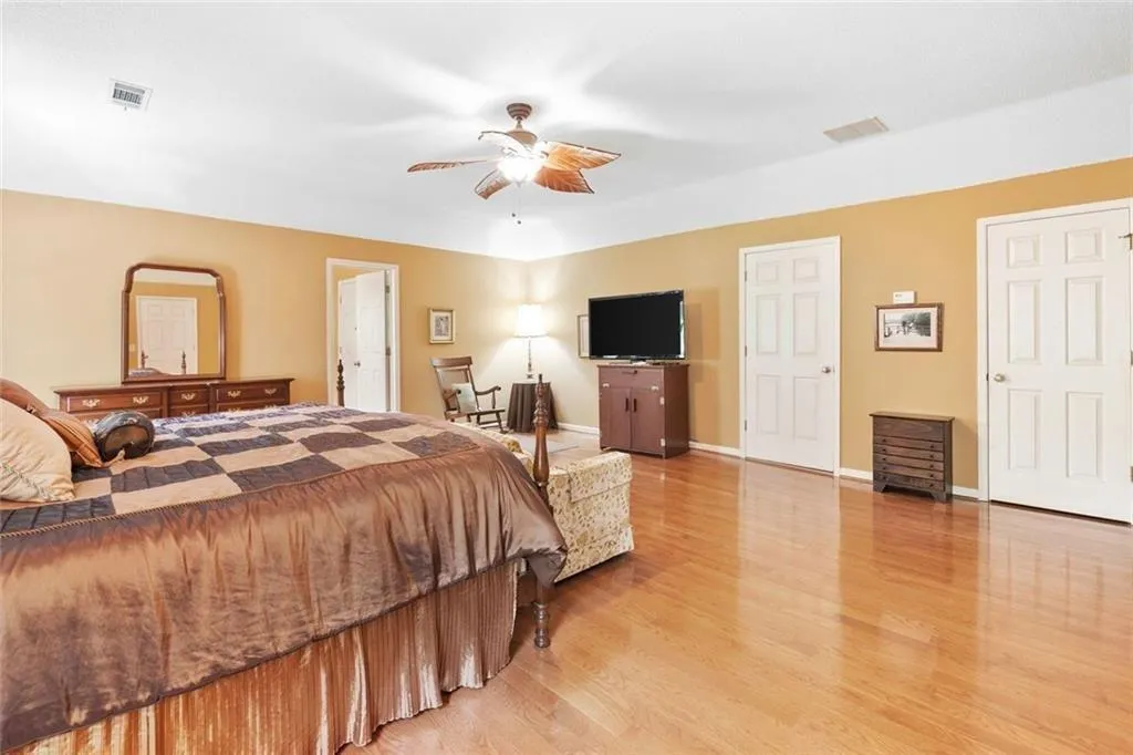 Roswell, Georgia 30075, United States, 5 Bedrooms Bedrooms, ,4 BathroomsBathrooms,Residential,Active,162045