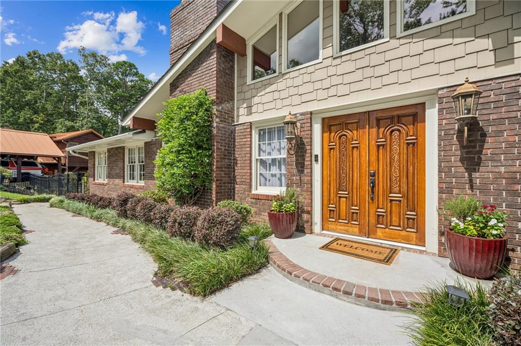 2105 Kemp Drive