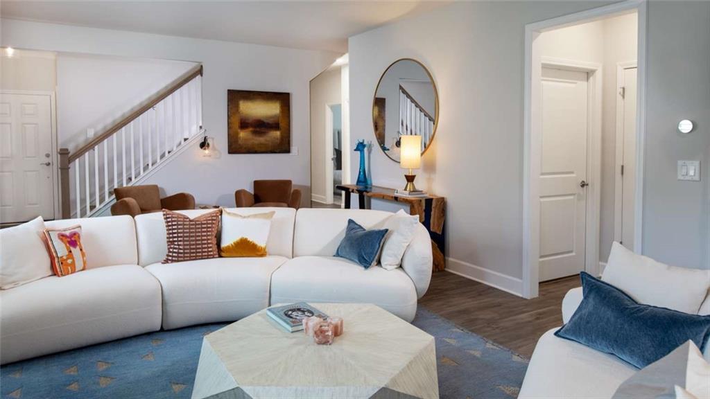 5687 Villa Crest Drive