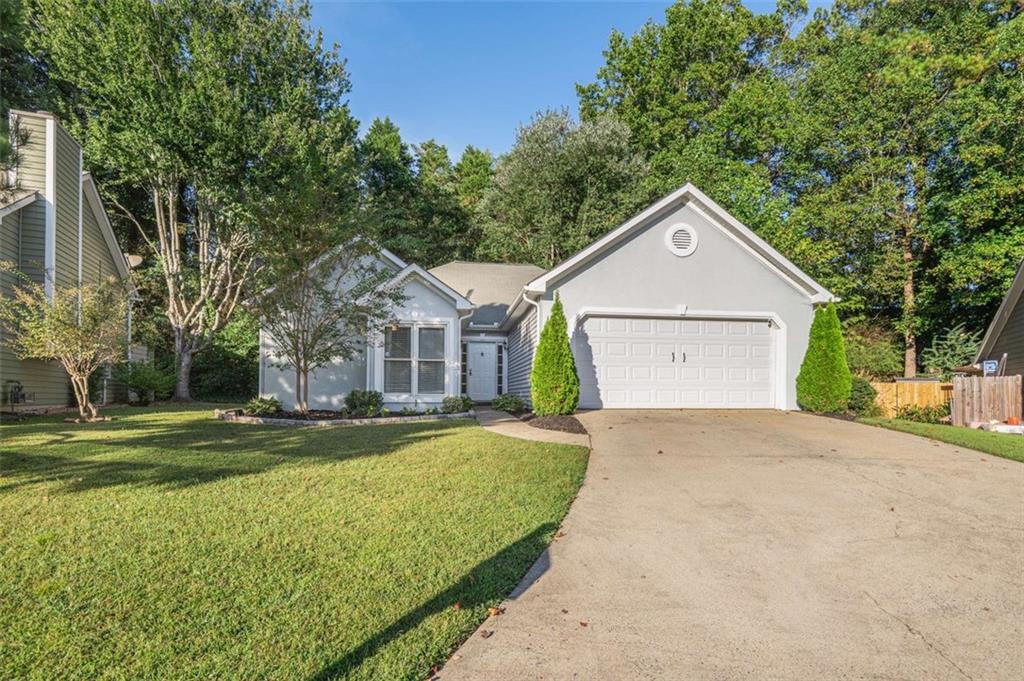 1007 Chateau Lane SE