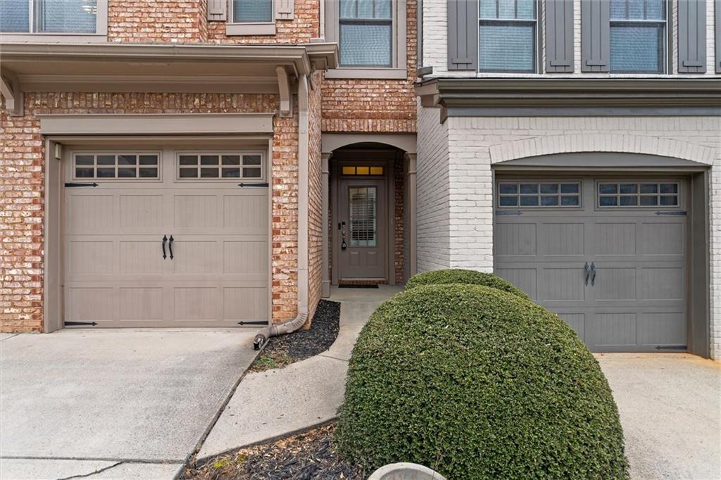 4913 Berkeley Oak Circle