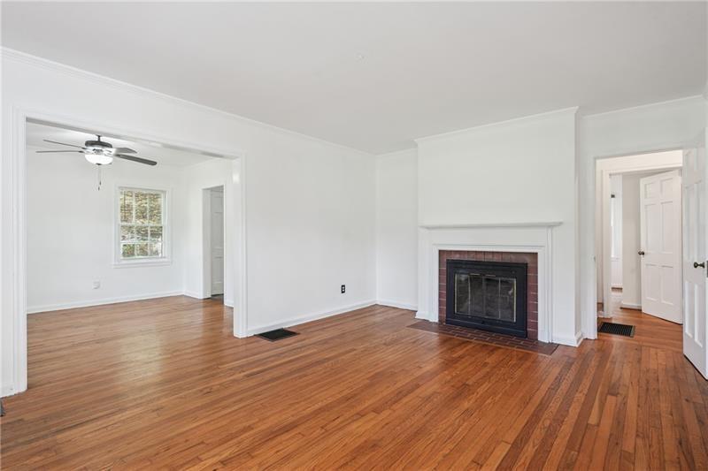 30 Woodlawn Avenue