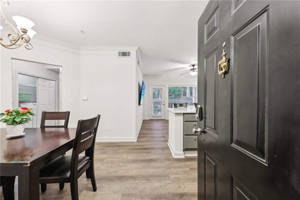 5559 Glenridge Drive #1103, Sandy Springs, Georgia image 11