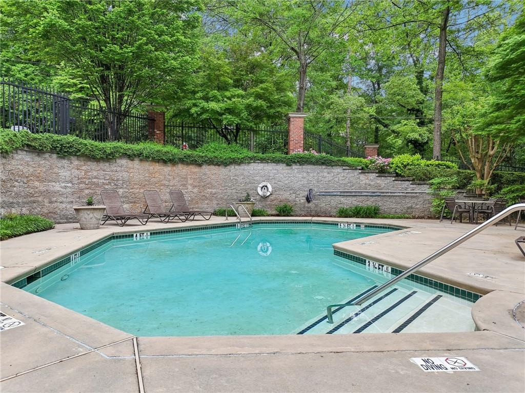 5559 Glenridge Drive #1103, Sandy Springs, Georgia image 25