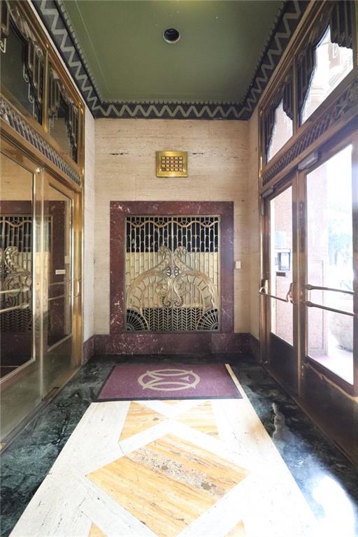 32 PEACHTREE Street NW 1601