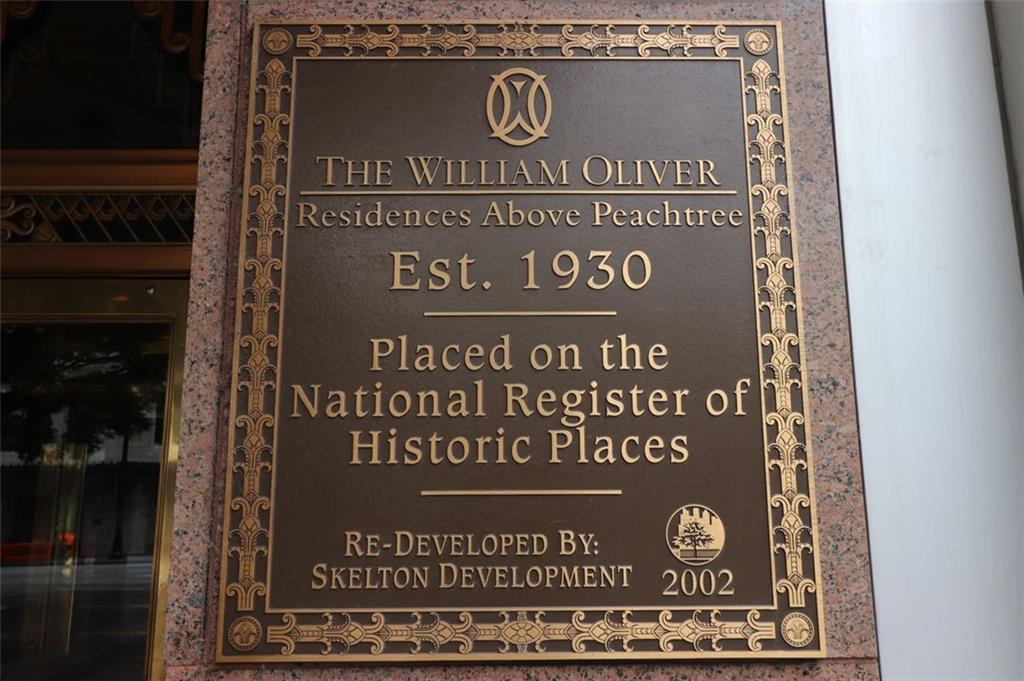 32 PEACHTREE Street NW 1601