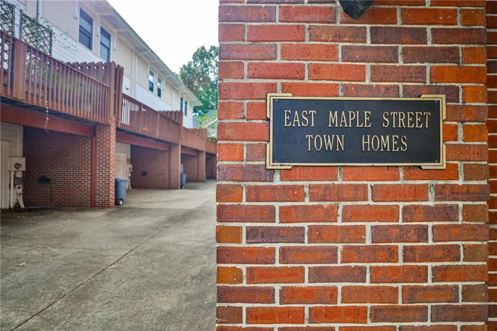 205 E Maple Street
