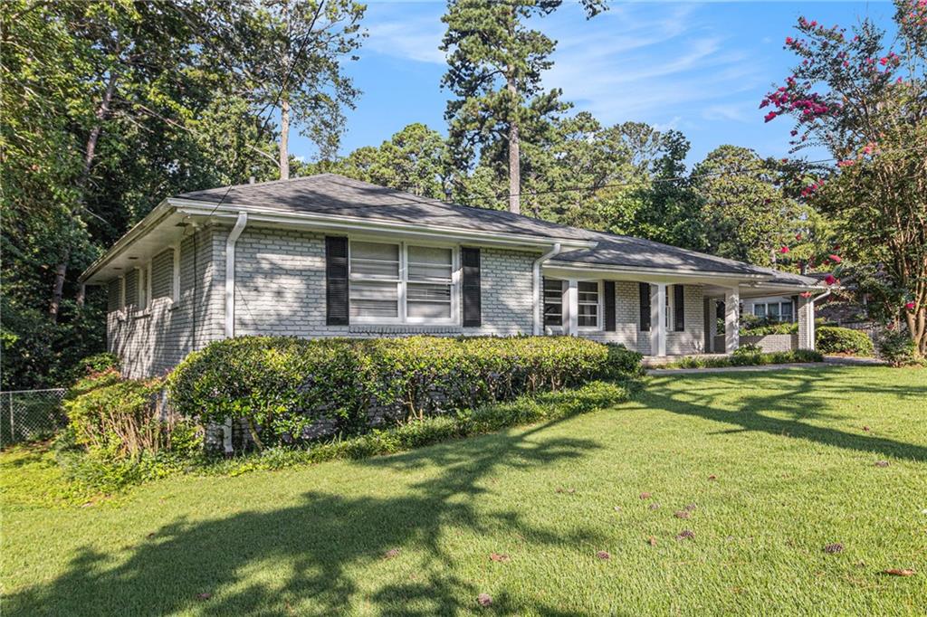 2378 Shallowford Road NE