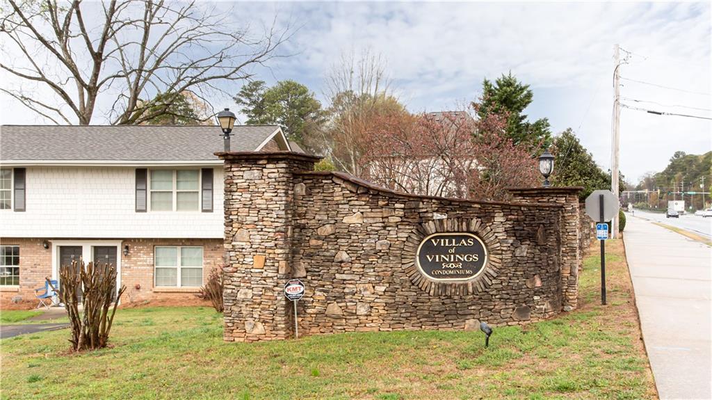 Villas of Vinings - Residential Lease