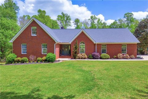 A home in Murrayville