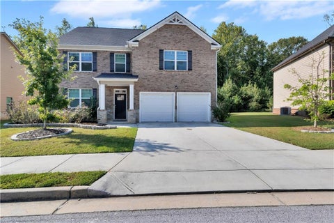 Homes For Sale - 3152 Hawthorn Farm Boulevard<br/> Loganville, GA 30052