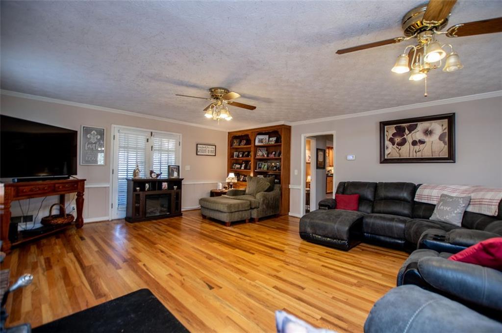 Hickory Hollow Estates - Residential