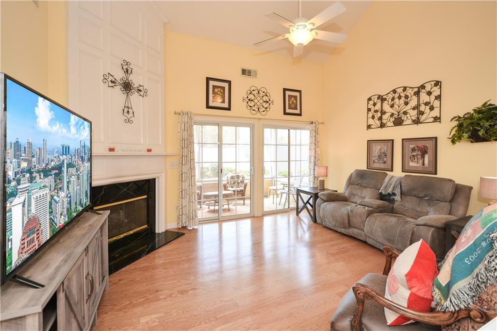 303 Dexter Drive, Woodstock, Georgia image 10