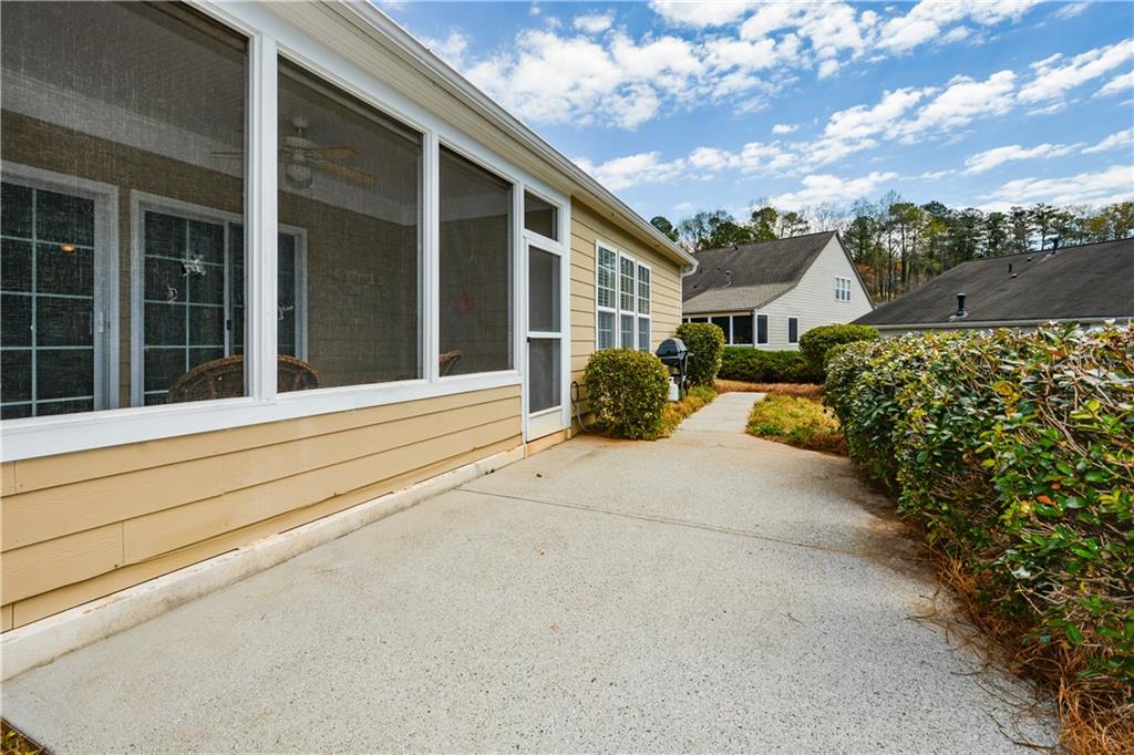 303 Dexter Drive, Woodstock, Georgia image 27