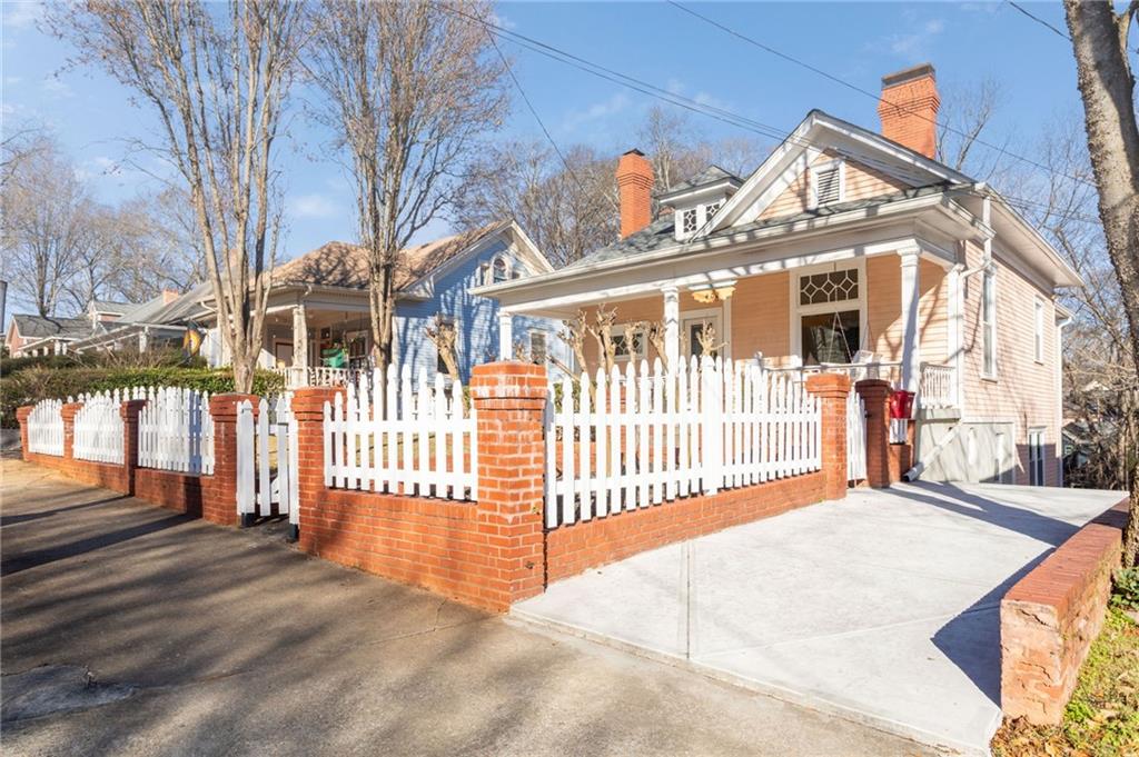 402 Georgia Avenue SE