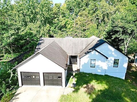 A home in Powder Springs