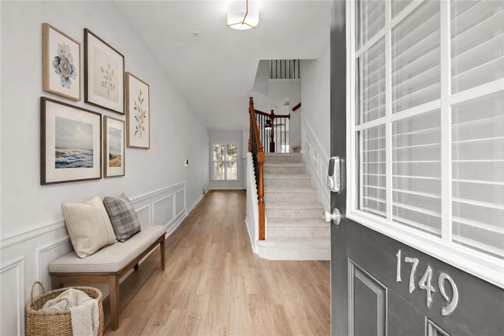 1749 Fair Oak Way 14