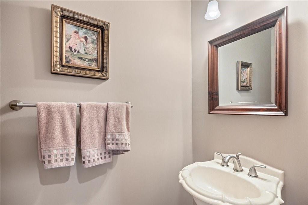 6113 Forest Hills Drive, Peachtree Corners, Georgia image 6