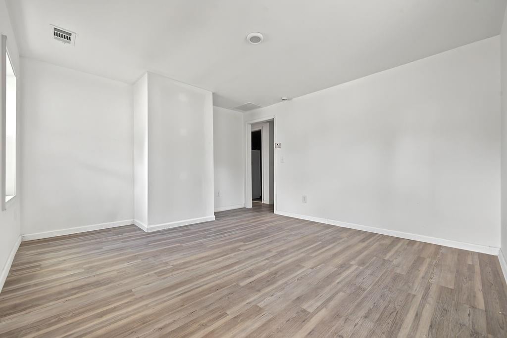 7 Heard Street NE