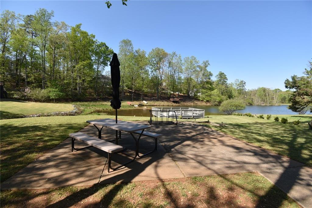 6384 S Creek Court, Flowery Branch, Georgia image 31