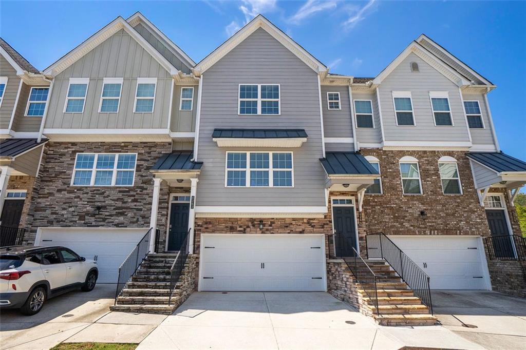 Welcome to this stunning 3-bedroom, 3.5-bathroom townhome in a gated, highly sought-after Buford community. Spanning three levels, this home features gorgeous hardwood floors, a grand foyer, and custom white cabinetry with an island and spacious pantry. Enjoy spacious bedrooms with walk-in closets and well-appointed bathrooms, plus a cozy, beautifully landscaped backyard.
Located steps from premier dining and shopping, this move-in ready townhome offers privacy, security, and an open, entertaining-friendly layout in a vibrant, amenity-rich neighborhood. Schedule a tour to experience the lifestyle this property offers.
