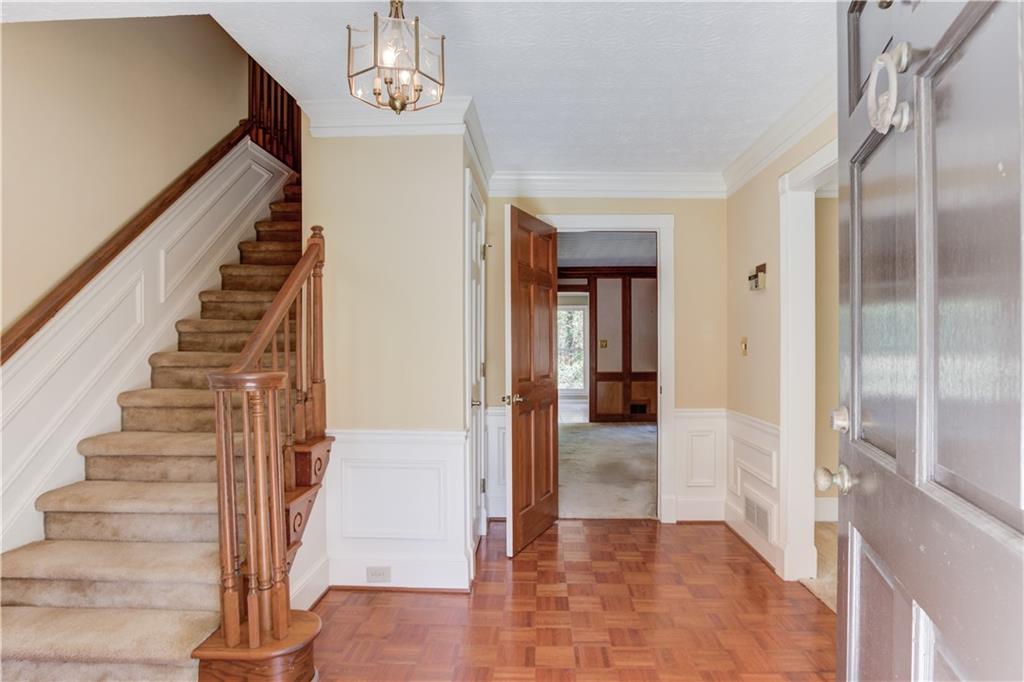 4909 Woodfall Drive SW