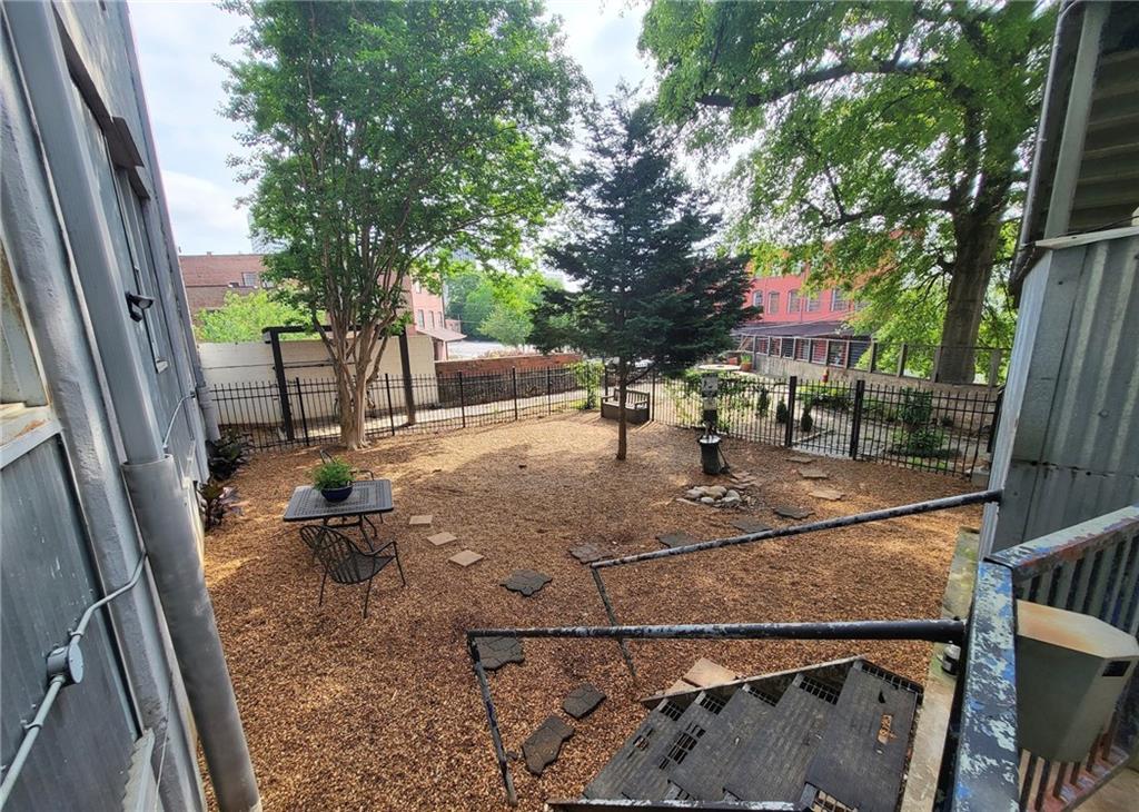 172 Haynes Street SW 105