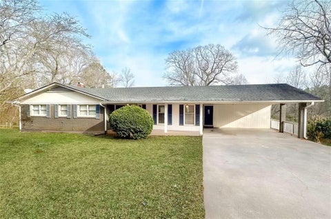 Homes For Sale - 4060 W Stubbs Road<br/> South Fulton, GA 30349