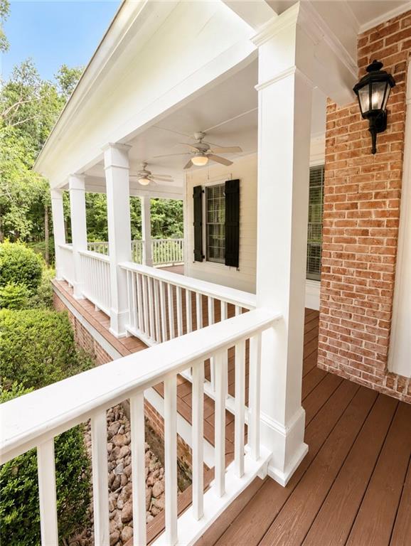 3235 Bentwood Close