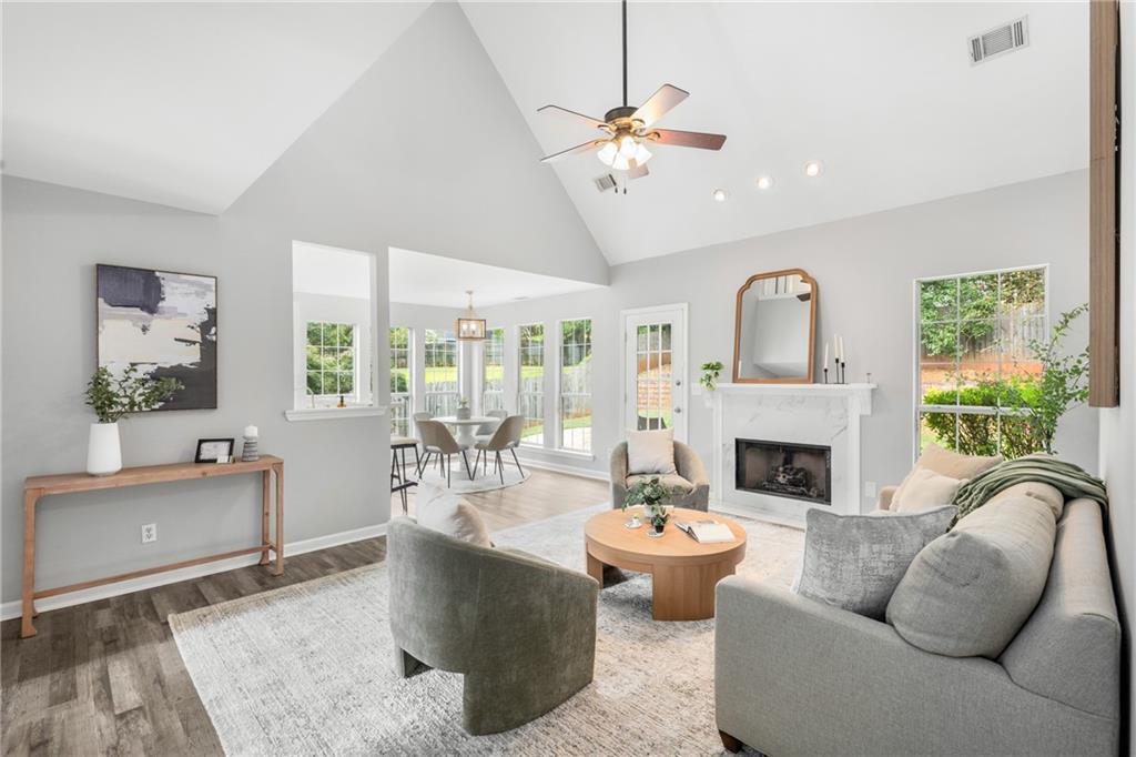 874 Ashwood Walk