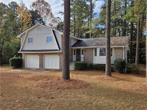 Homes For Rent - 4882 Happy Hollow Road<br/> Dunwoody, GA 30360