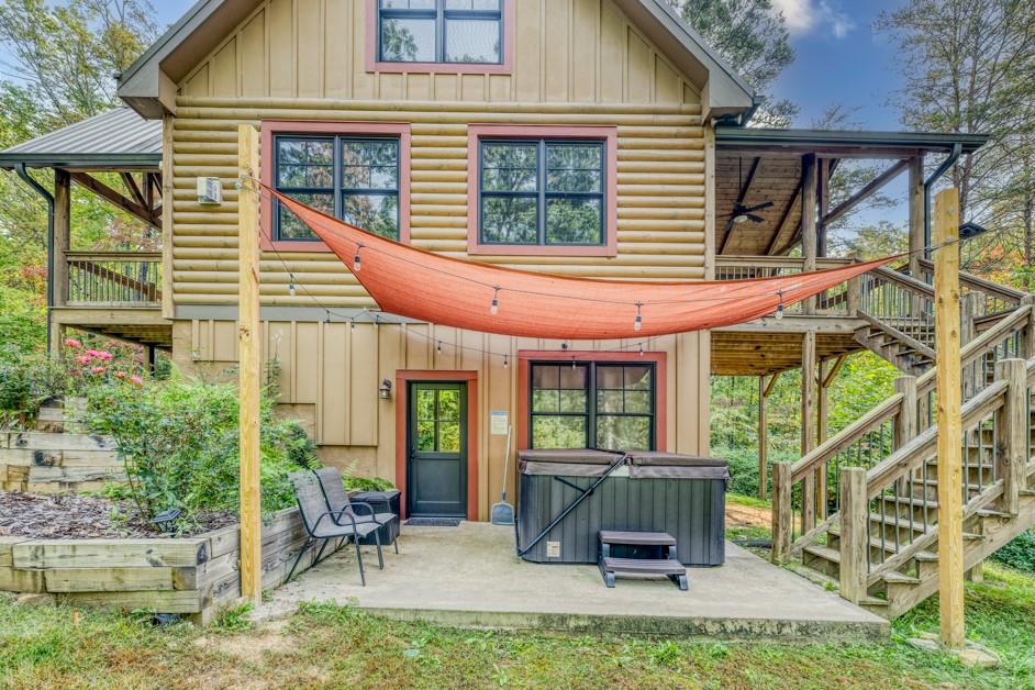 111 Watkins Farm Road