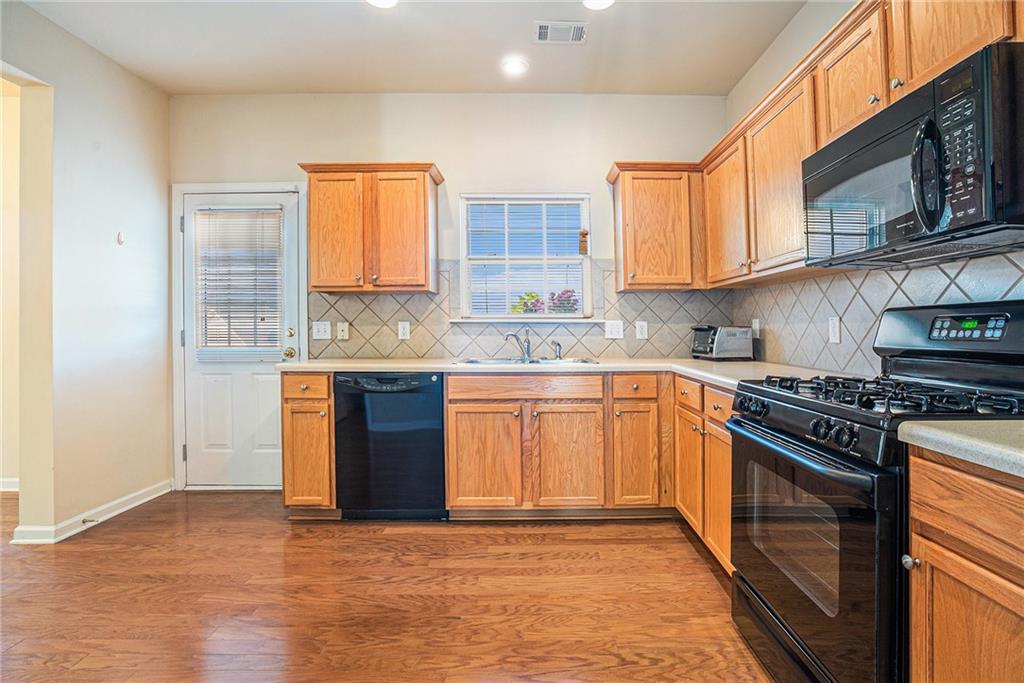 2206 Palomino Lane, Conyers, Georgia image 9
