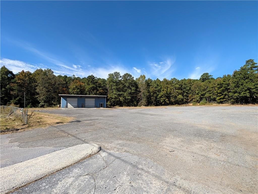 7356 Calhoun Road NE