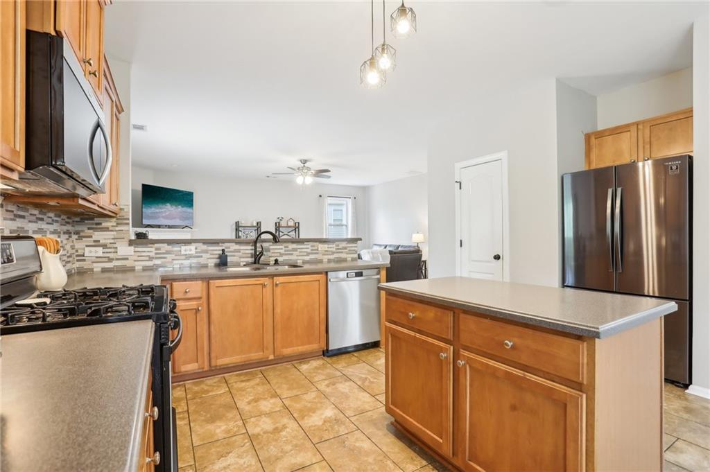 105 Oakfield Way, Douglasville, Georgia image 21