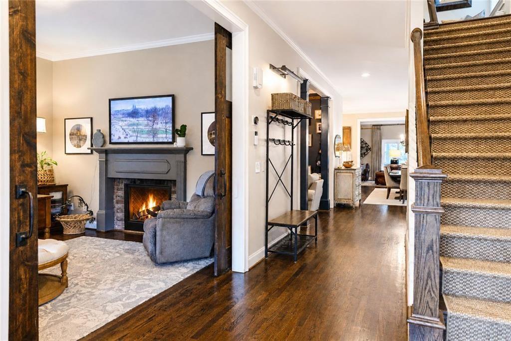 2058 Evergreen Lane NW