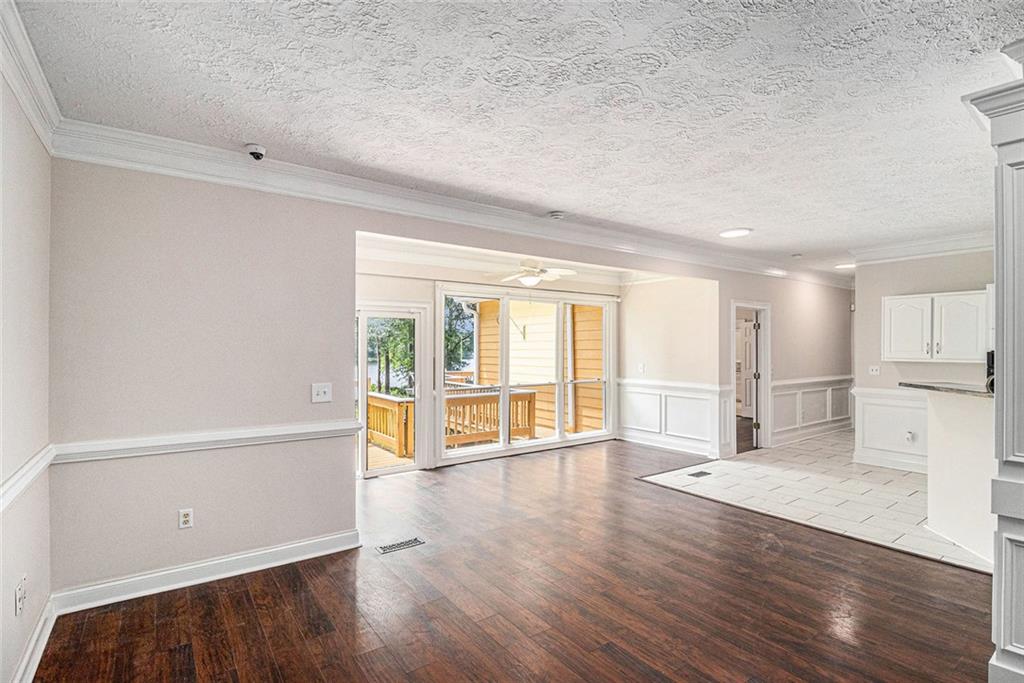 96 Pointe View Court