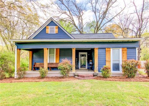 Homes For Sale - 226 Mill Street<br/> Bowdon, GA 30108