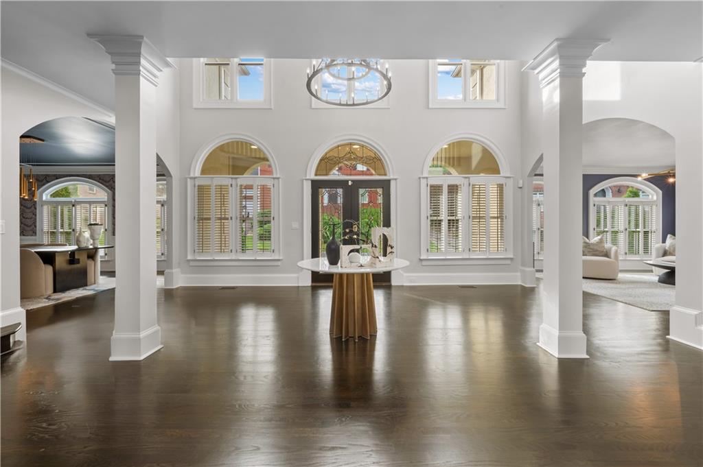 2204 Iron Gate Drive SE