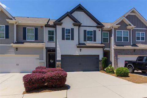 Townhouse For Sale - 723 Woodstock Grove Drive<br/> Woodstock, GA 30188