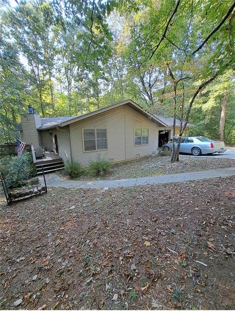 A home in Dahlonega