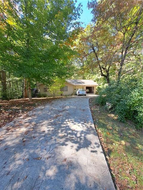 A home in Dahlonega