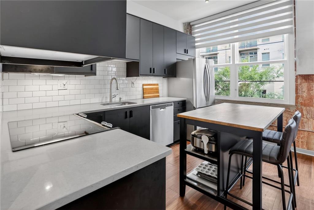 800 Peachtree Street 8303