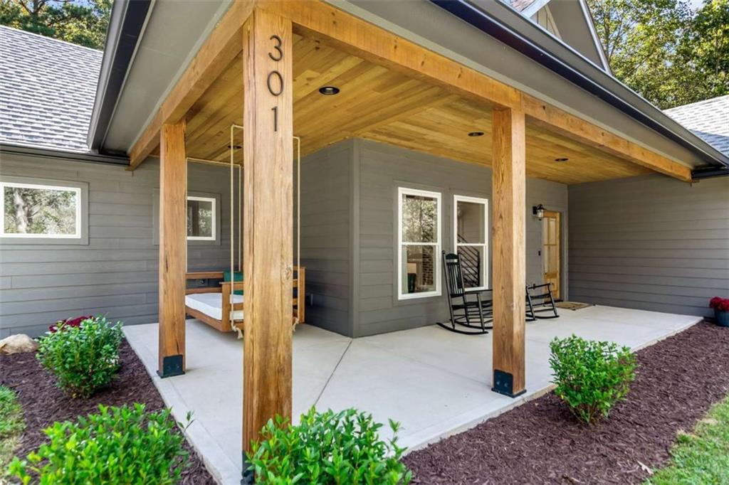 301 Willow Oak Trail