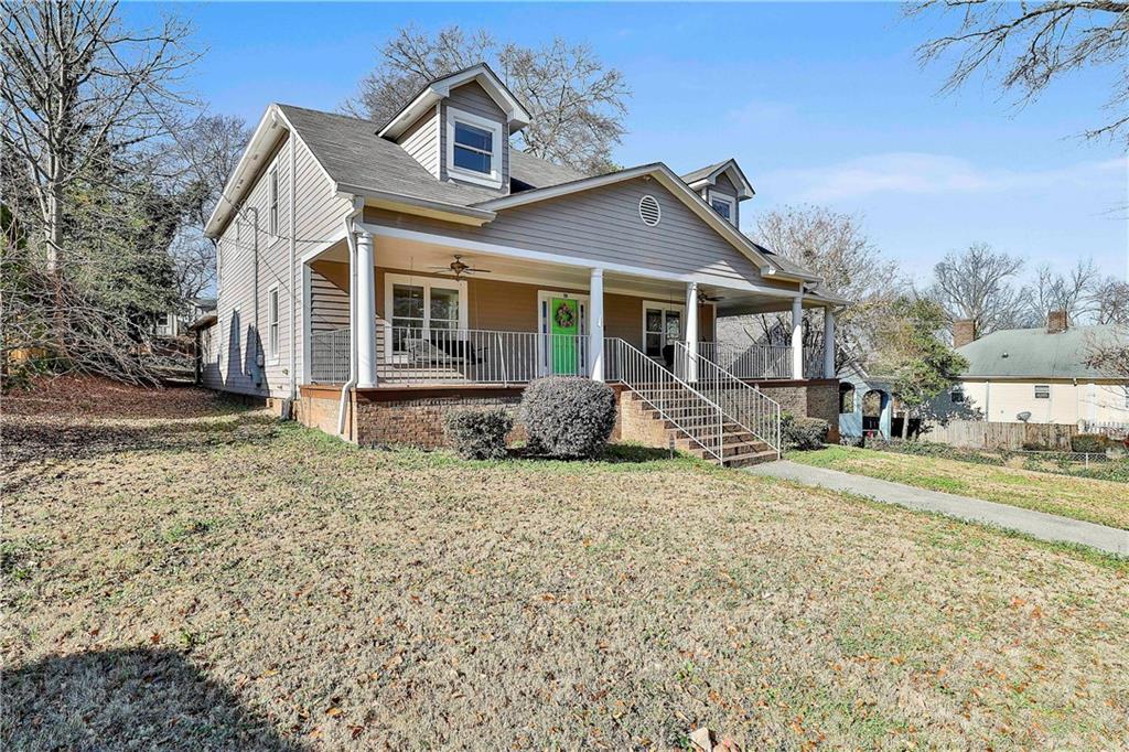 258 NW Sunset Avenue NW
