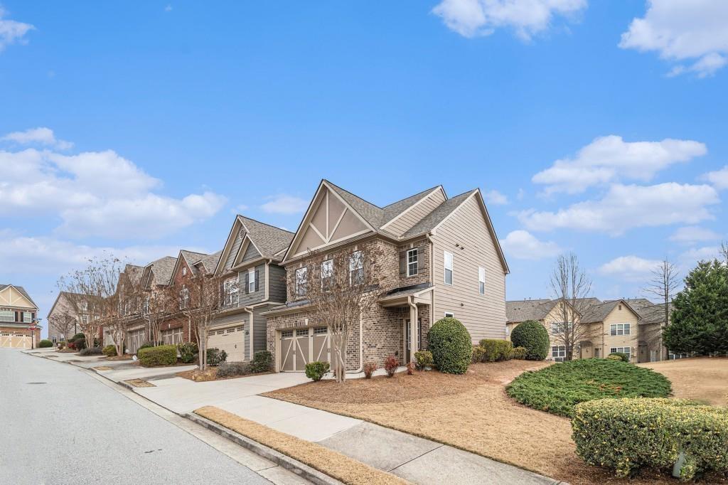 5621 Cobblestone Creek Avenue 14