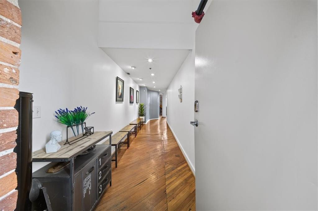 330 Peters Street SW 105
